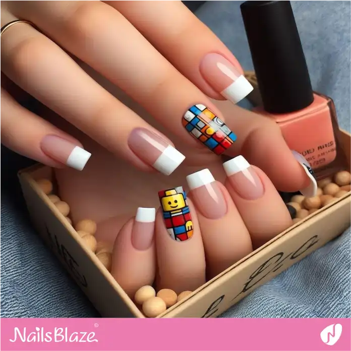 White French Manicure LEGO Design | Game Nails - NB2712